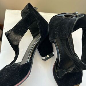 Elegant Black Velvet Women's Heels
